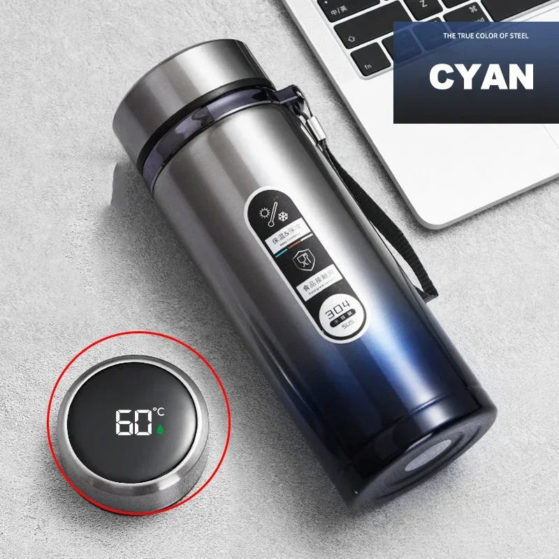 Stainless steel vacuum flask with LED temperature display